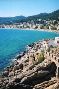 Xtrallusion photo gallery of Italy. Photos, pictures, images and photographs of the Italian Rivieras, the Italian Lakes, the Italian Alps, the Cinque Terre, the Amalfi coast and some of the most beautiful corners of Italy. Plus photos of Italian cities such as Pisa, Milan, Genoa and Rome.